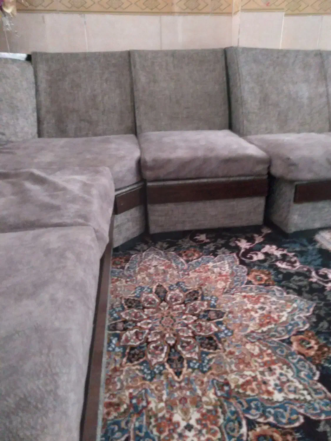 اصلا پارگی ندارد|مبلمان خانگی و میز عسلی|همدان, |دیوار