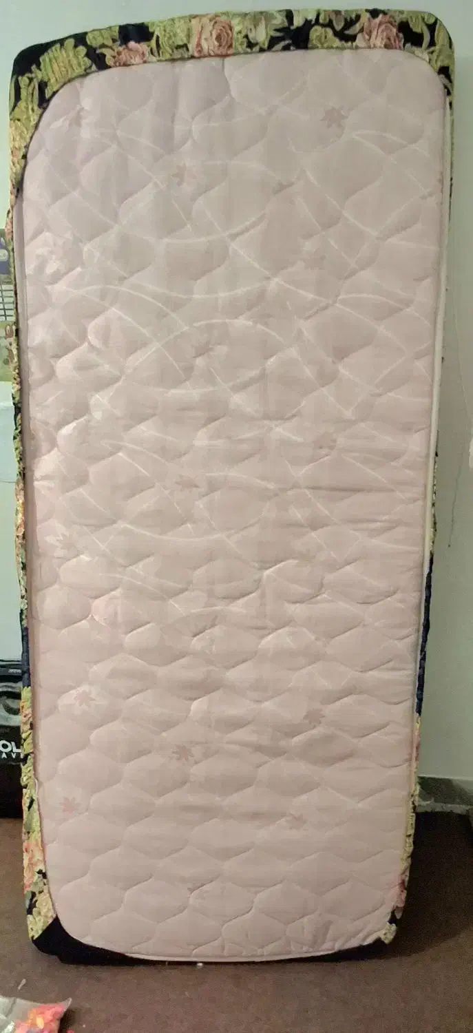 تشک نرم و فنری|تشک تختخواب|دوگنبدان, |دیوار