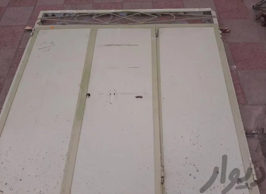 درب ماشین رو بیرون بازشو|مصالح و تجهیزات ساختمان|سبزوار, غرب نیروگاه|دیوار