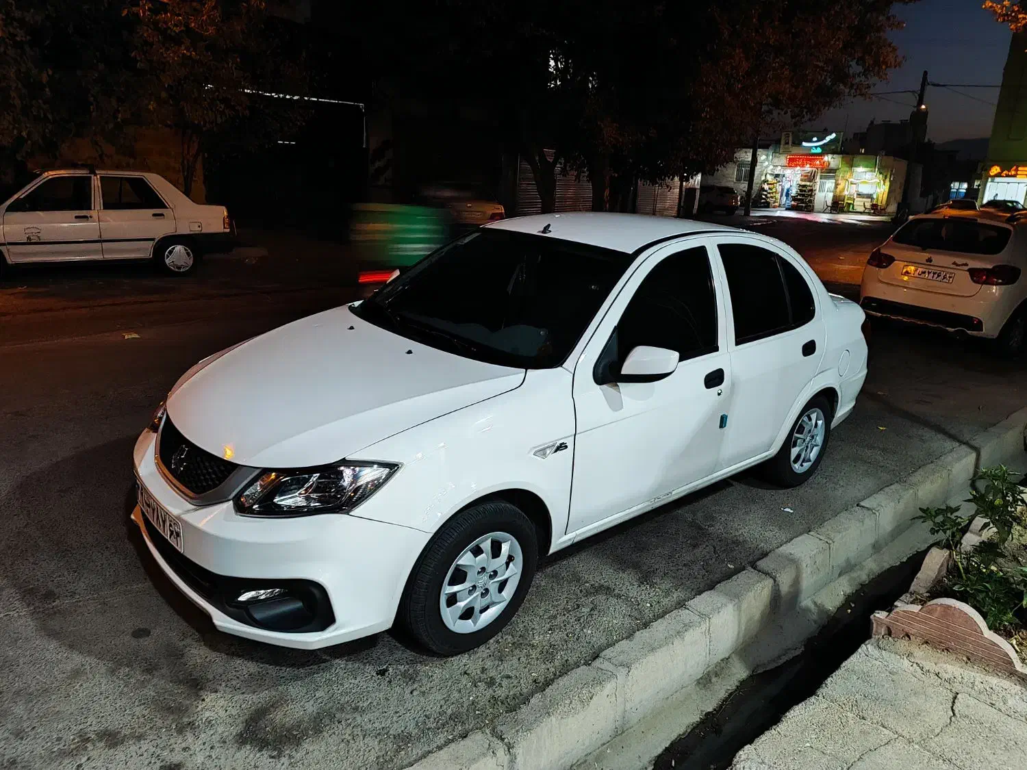 ساینا s|خودرو سواری و وانت|شیراز, سینما سعدی|دیوار