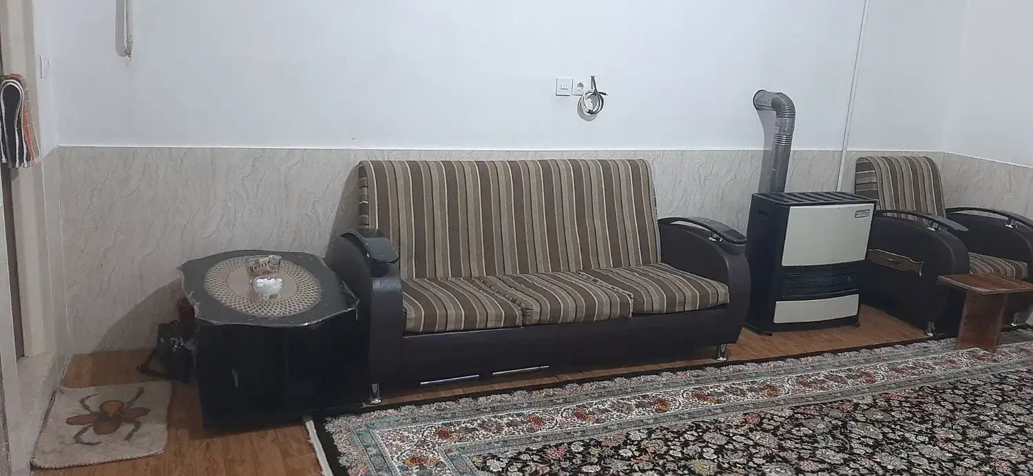 مبل ۷ نفره|مبلمان خانگی و میز عسلی|بیجار, |دیوار