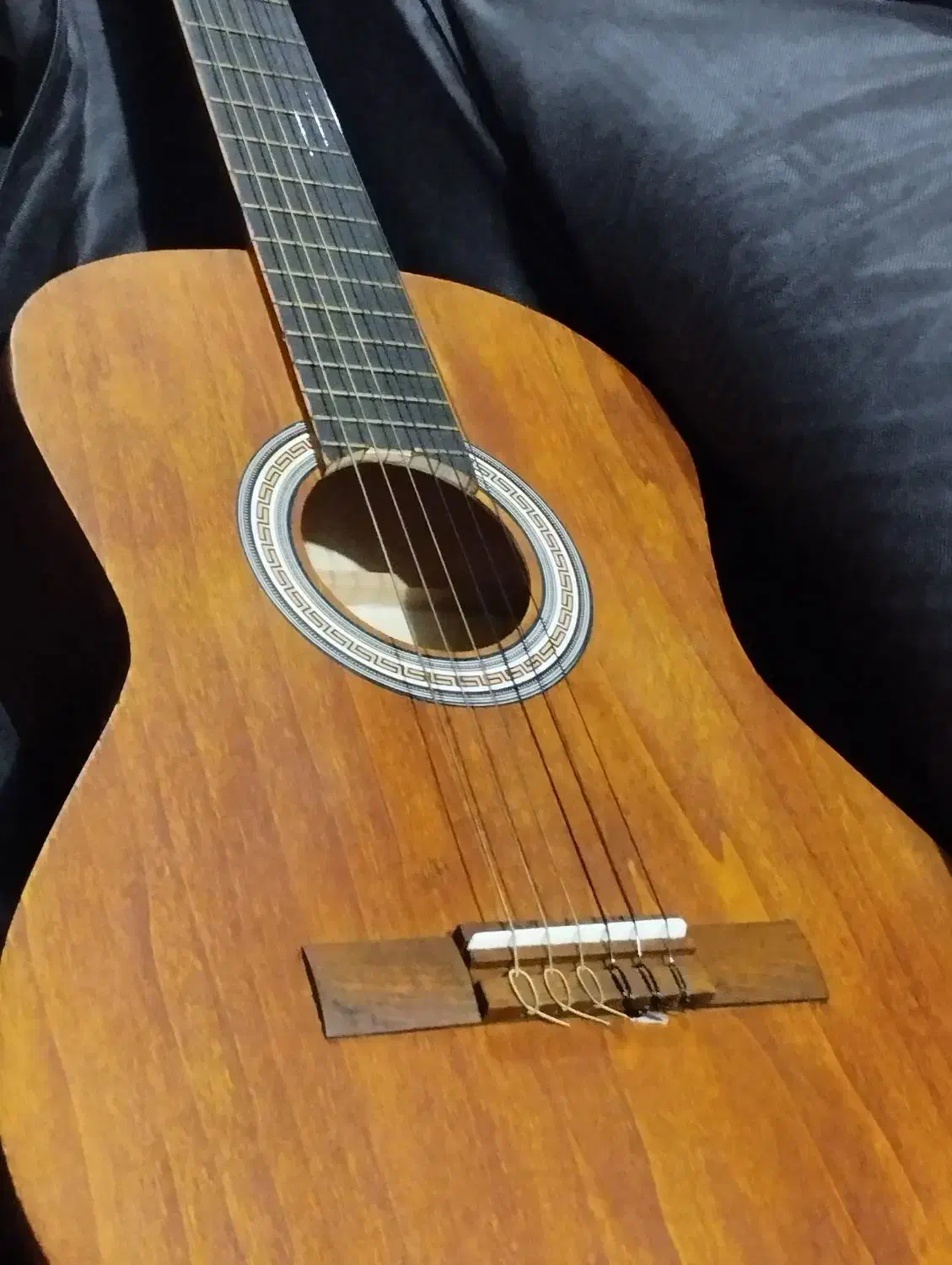 گیتار کلاسیک دست‌ساز خارجی|گیتار، بیس، امپلیفایر|کرج, شهرک بنفشه|دیوار