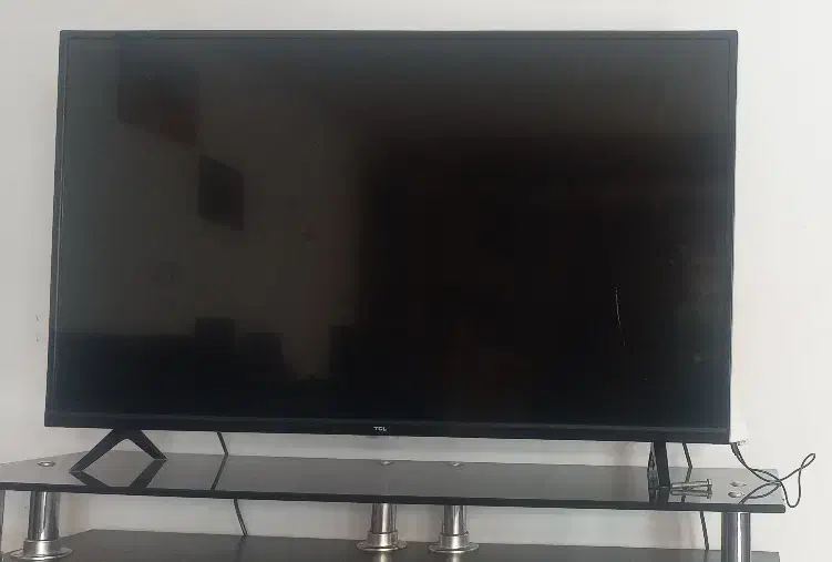 tv tcl|تلویزیون و پروژکتور|قزوین, |دیوار