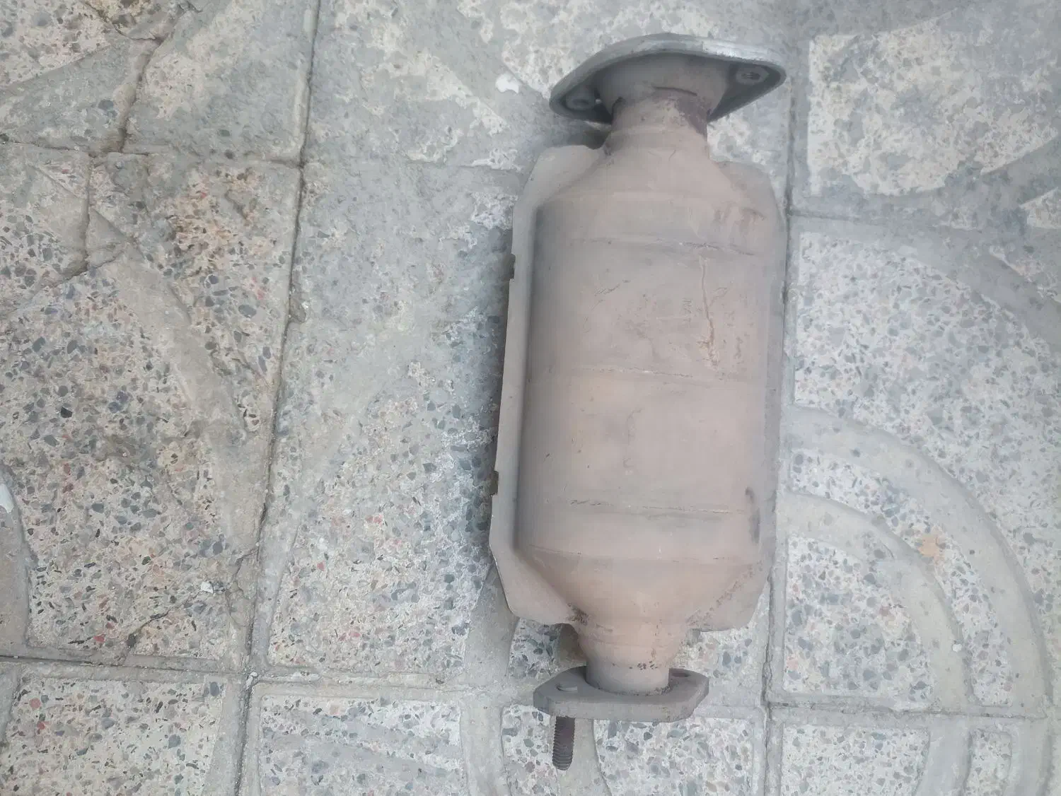 کاتالیست|قطعات یدکی و لوازم جانبی|رباطکریم, کیکاور|دیوار