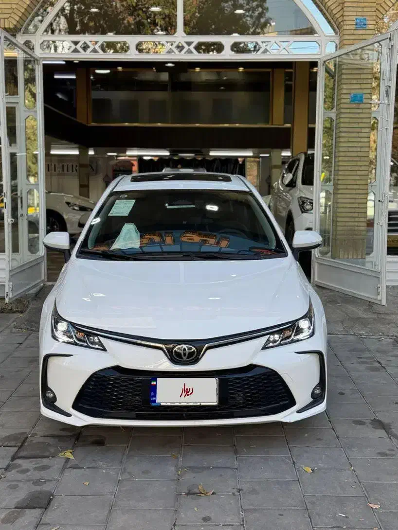 کرولا ۱۸۰۰ هیبرید ۲۰۲۵ پلاک منطقه ماکو|خودرو سواری و وانت|ارومیه, |دیوار