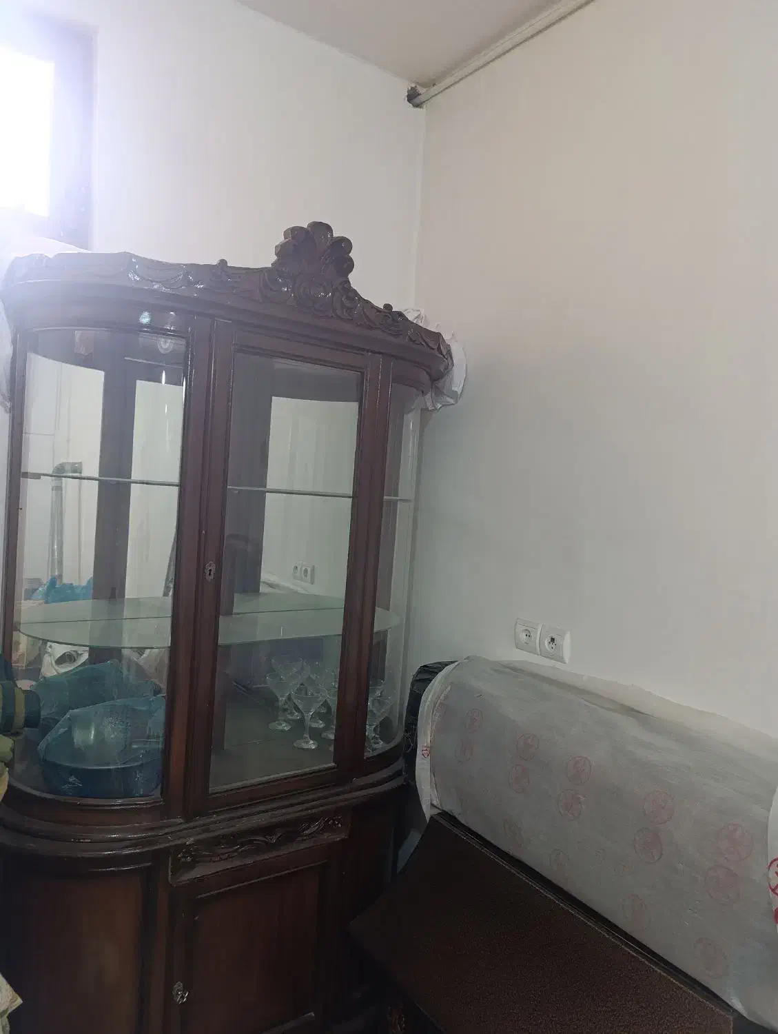 بوفه دو تیکه|بوفه، ویترین، کنسول|الشتر, |دیوار