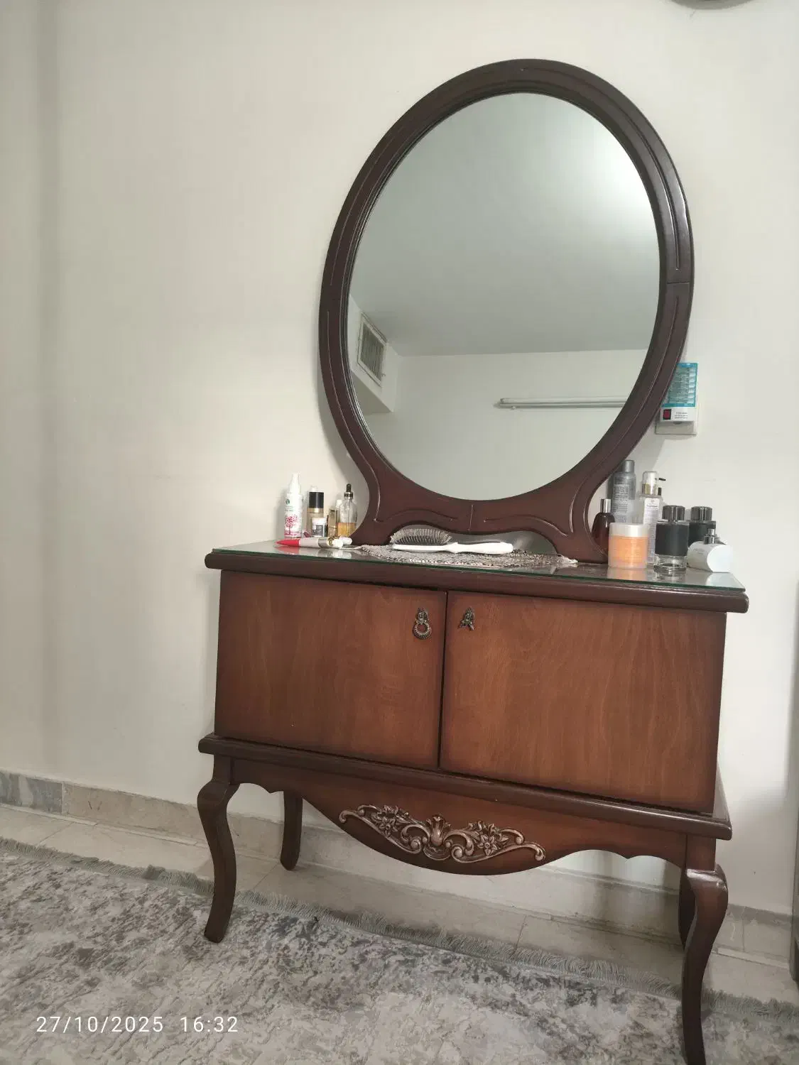 میز آینه سالم|جاکفشی، کمد، دراور|تهران, زیبادشت|دیوار