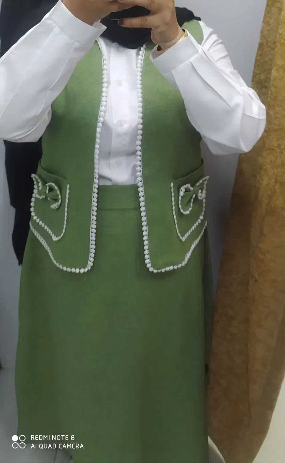 مانتو|لباس|مشهد, طبرسی شمالی|دیوار