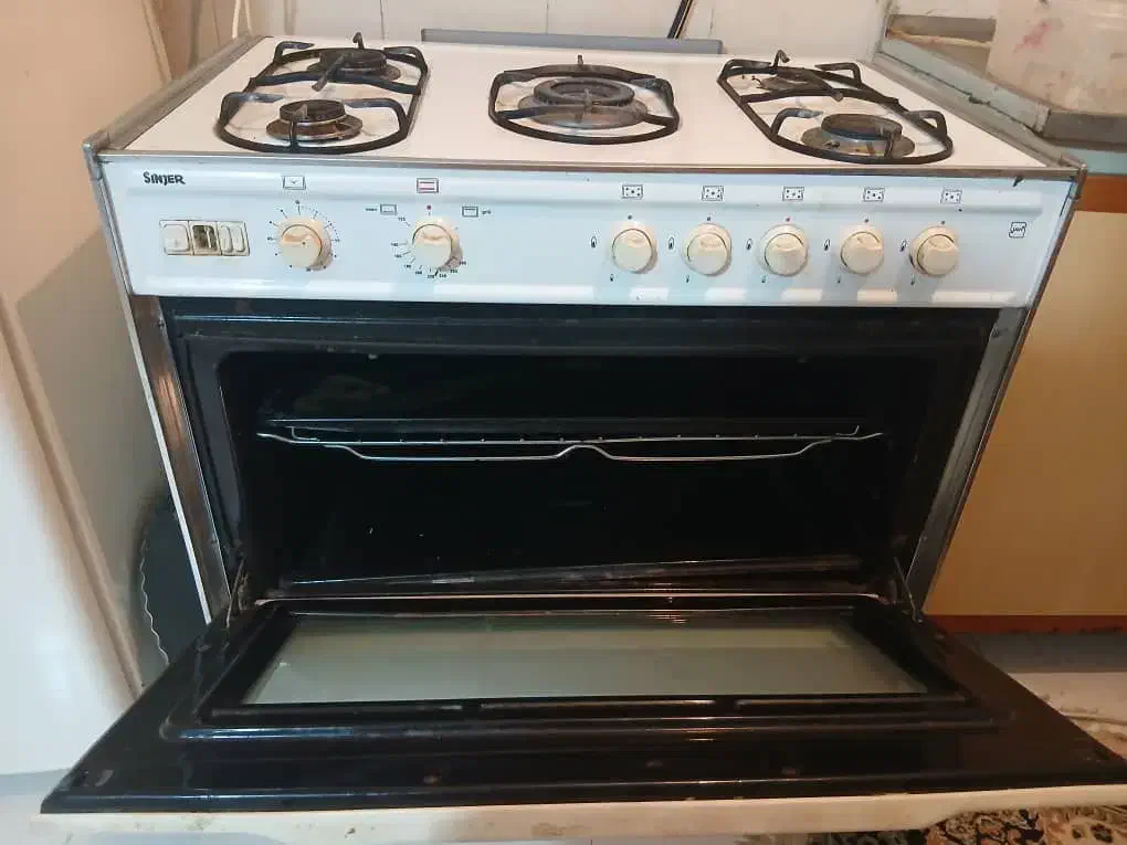 گاز فر دار سالم در حد نو|اجاق گاز و لوازم برقی پختوپز|تهران, منیریه|دیوار