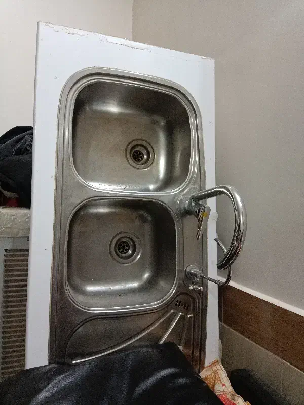 سینک و شیر فروشی|لوازم سرویس بهداشتی|تربت‌حیدریه, ده پائین|دیوار