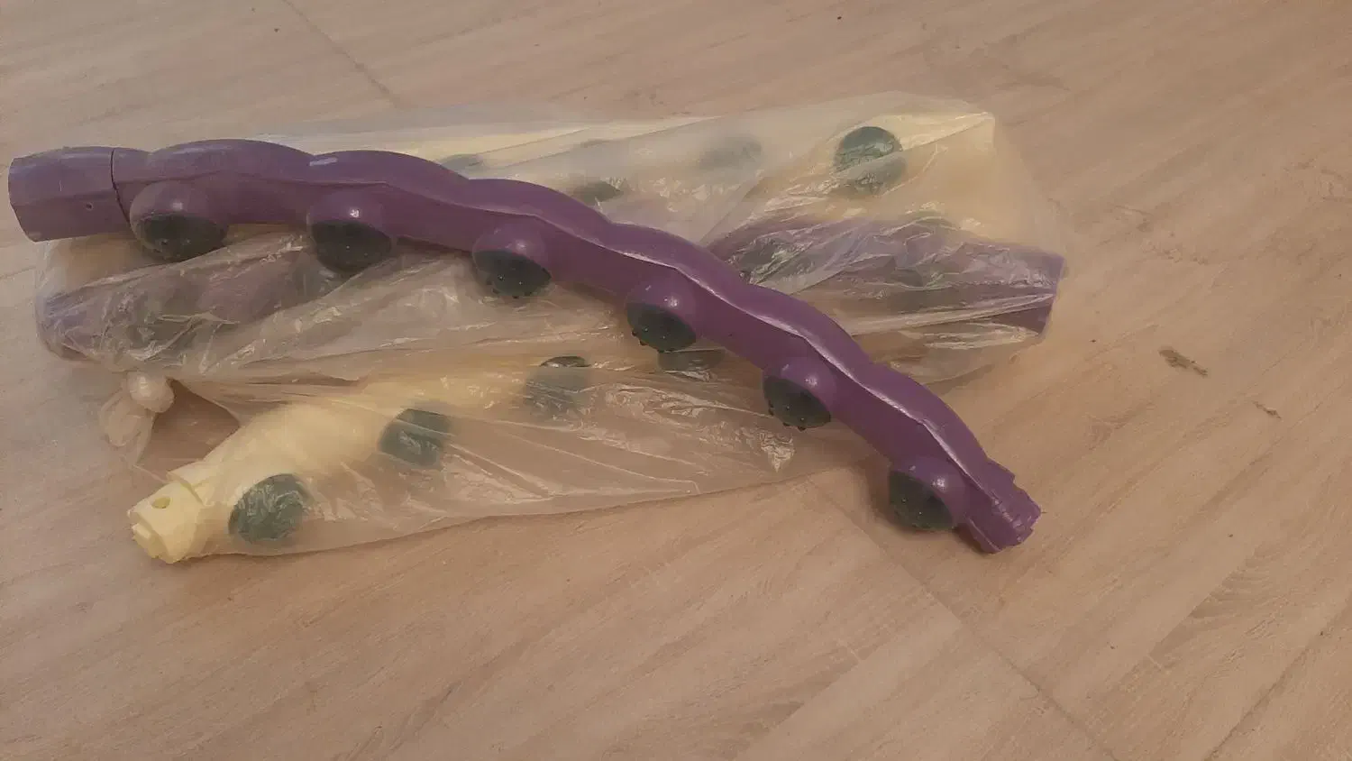 حلقه ورزشی|تجهیزات ورزشی|قم, باغ کرباسی|دیوار