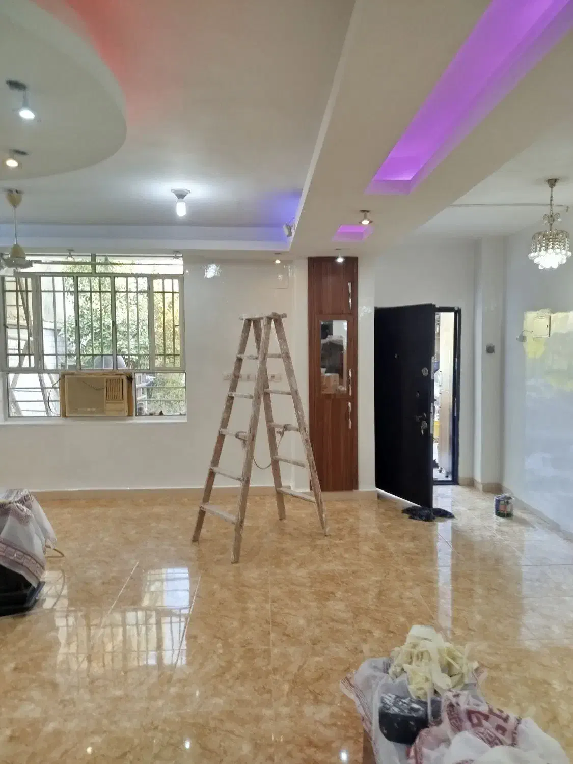 رنگ آمیزی نقاشی رنگ کار نقاش|خدمات پیشه و مهارت|اهواز, کیانپارس |دیوار