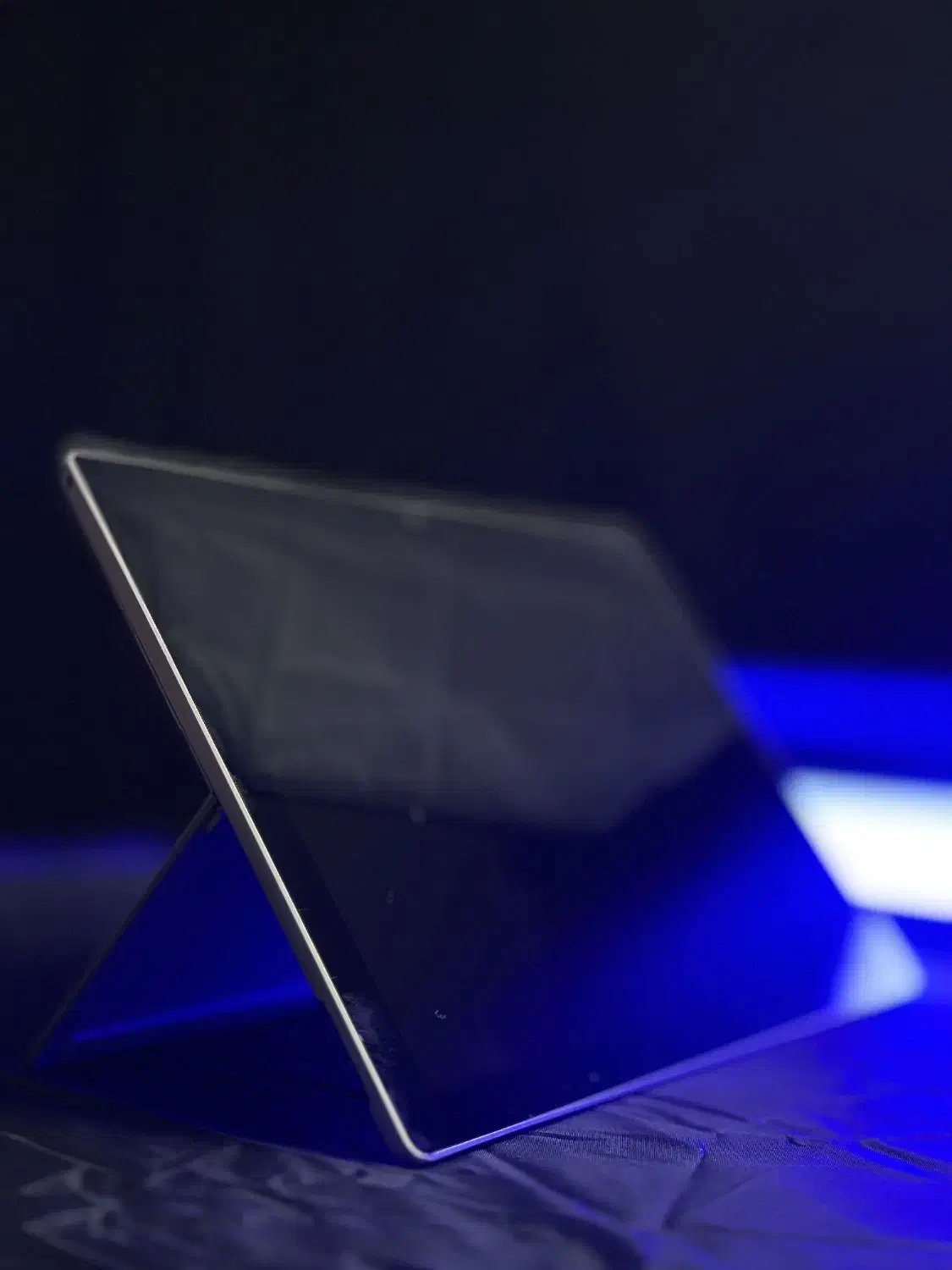 سرفیس پرو ۴ همراه با شارژر و کیبرد|رایانه همراه|تهران, خانی آباد نو شمالی|دیوار