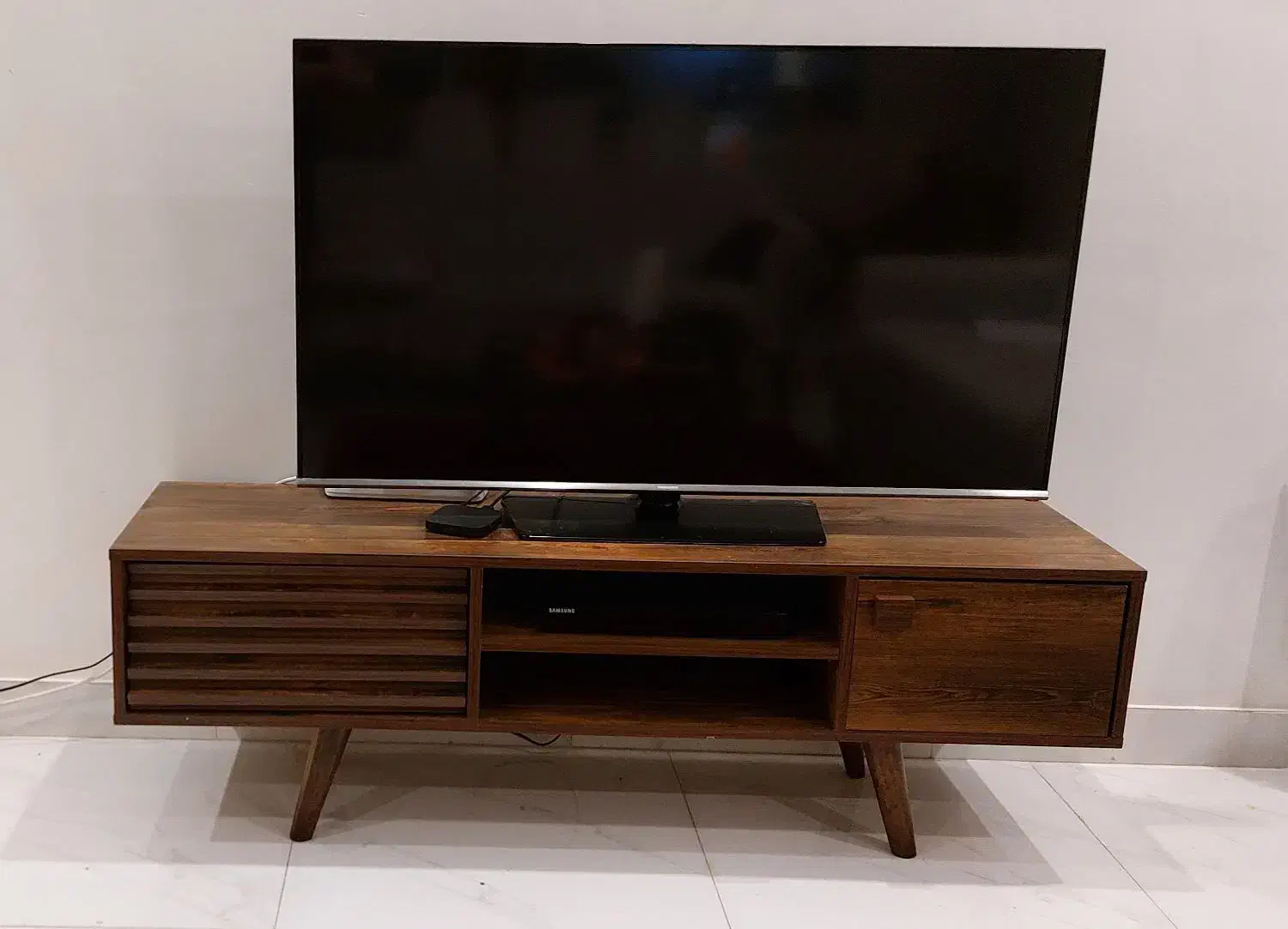 میز تلویزیون|میز تلویزیون|رشت, جهاد|دیوار