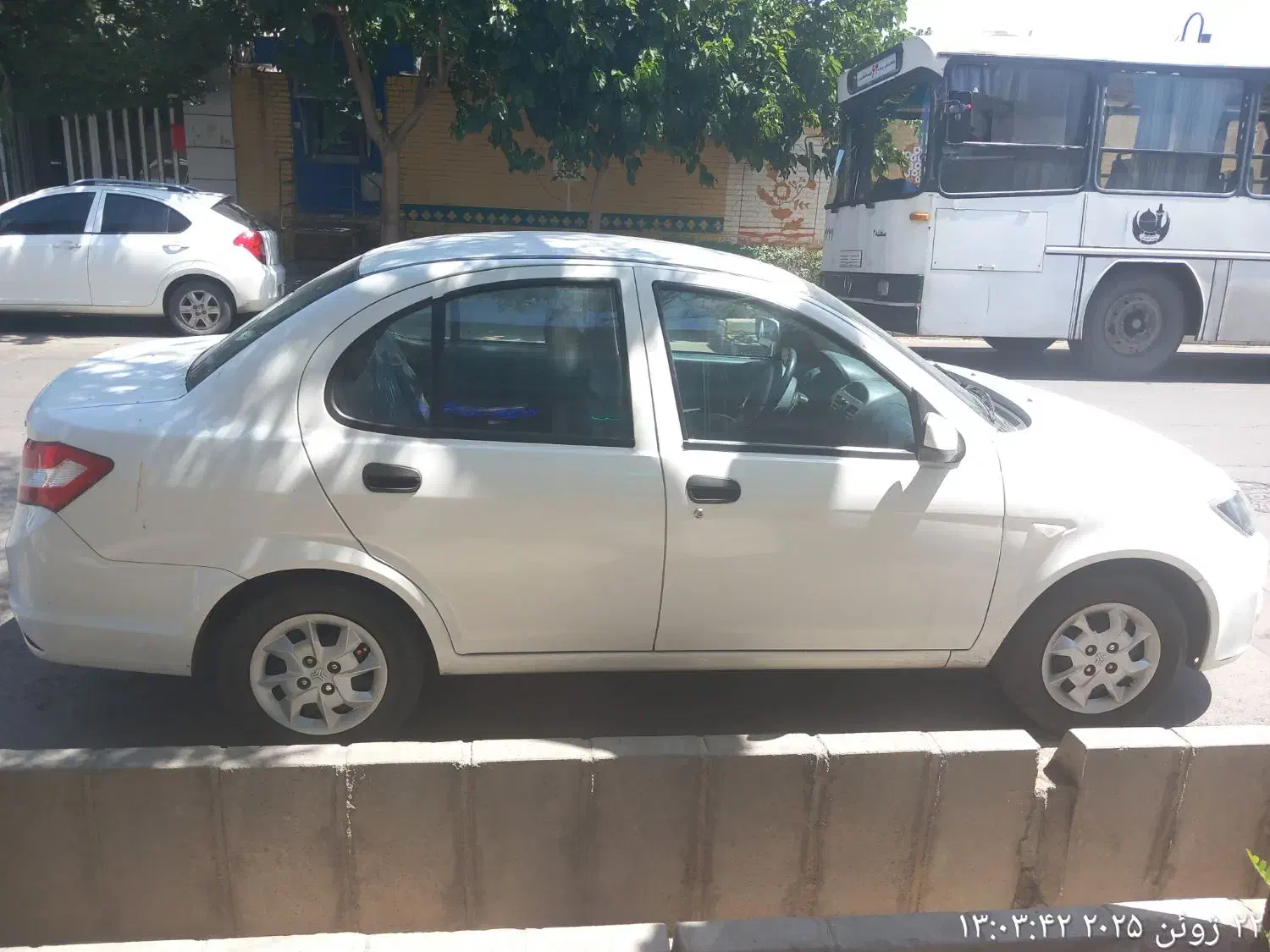 ساینا مدل 98|خودرو سواری و وانت|مشهد, کارمندان دوم|دیوار