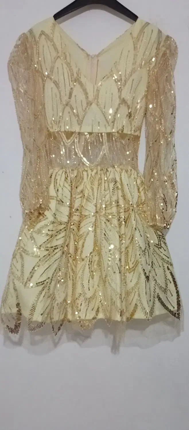 نو میباشد|لباس|شوط, |دیوار