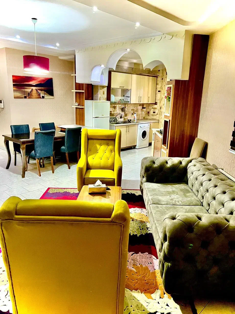 خونه شیک با لوکیشن خوب میخوای بامن تماس بگیر|اجارهٔ کوتاهمدت آپارتمان و سوئیت|اصفهان, شهریار|دیوار