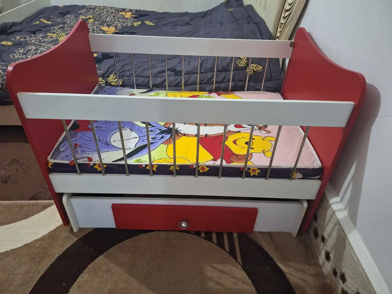 تخت کودک گهواره شو|تخت و صندلی بچه|زابل, |دیوار