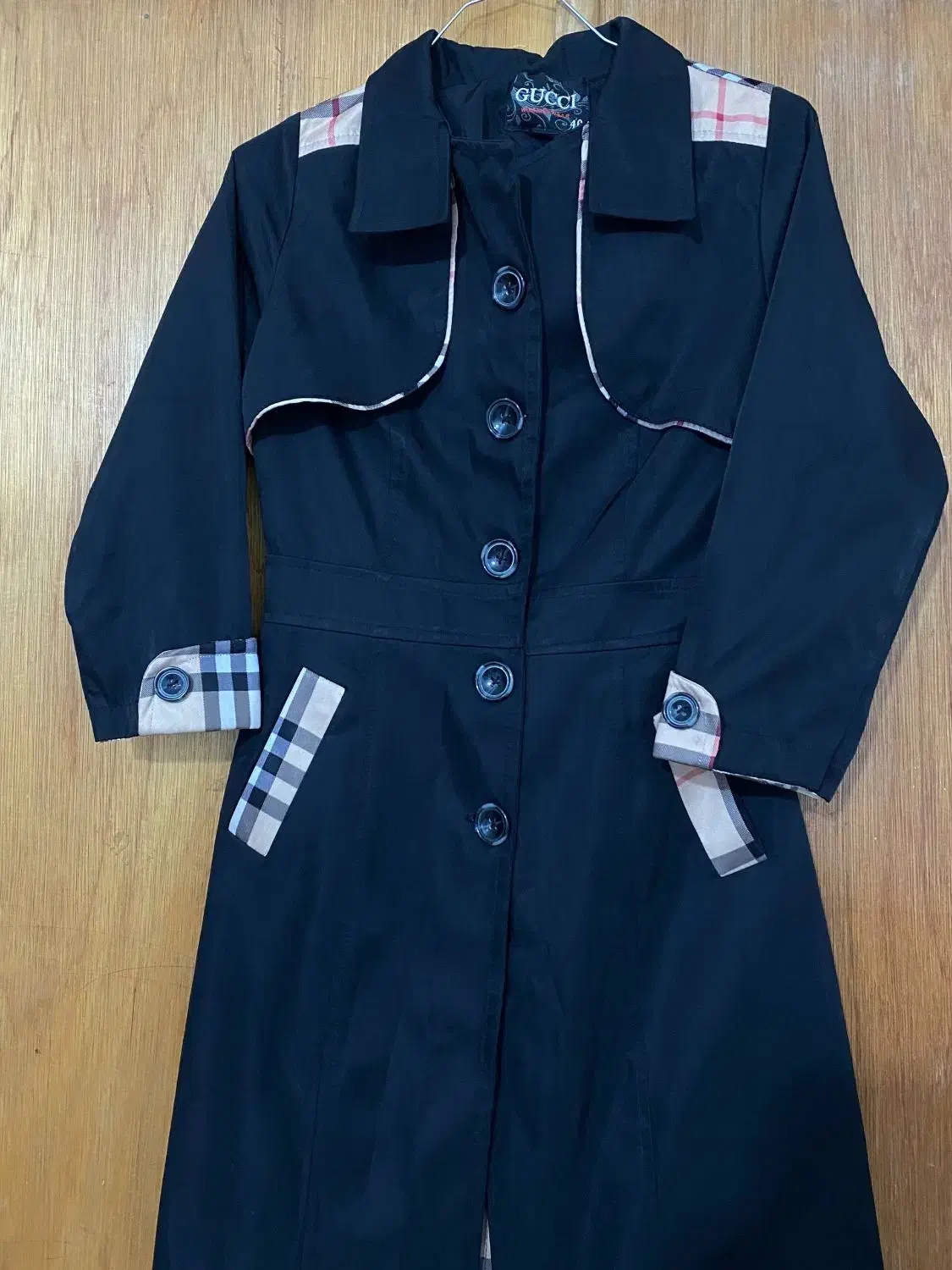 پوشاک|لباس|گنبد کاووس, |دیوار