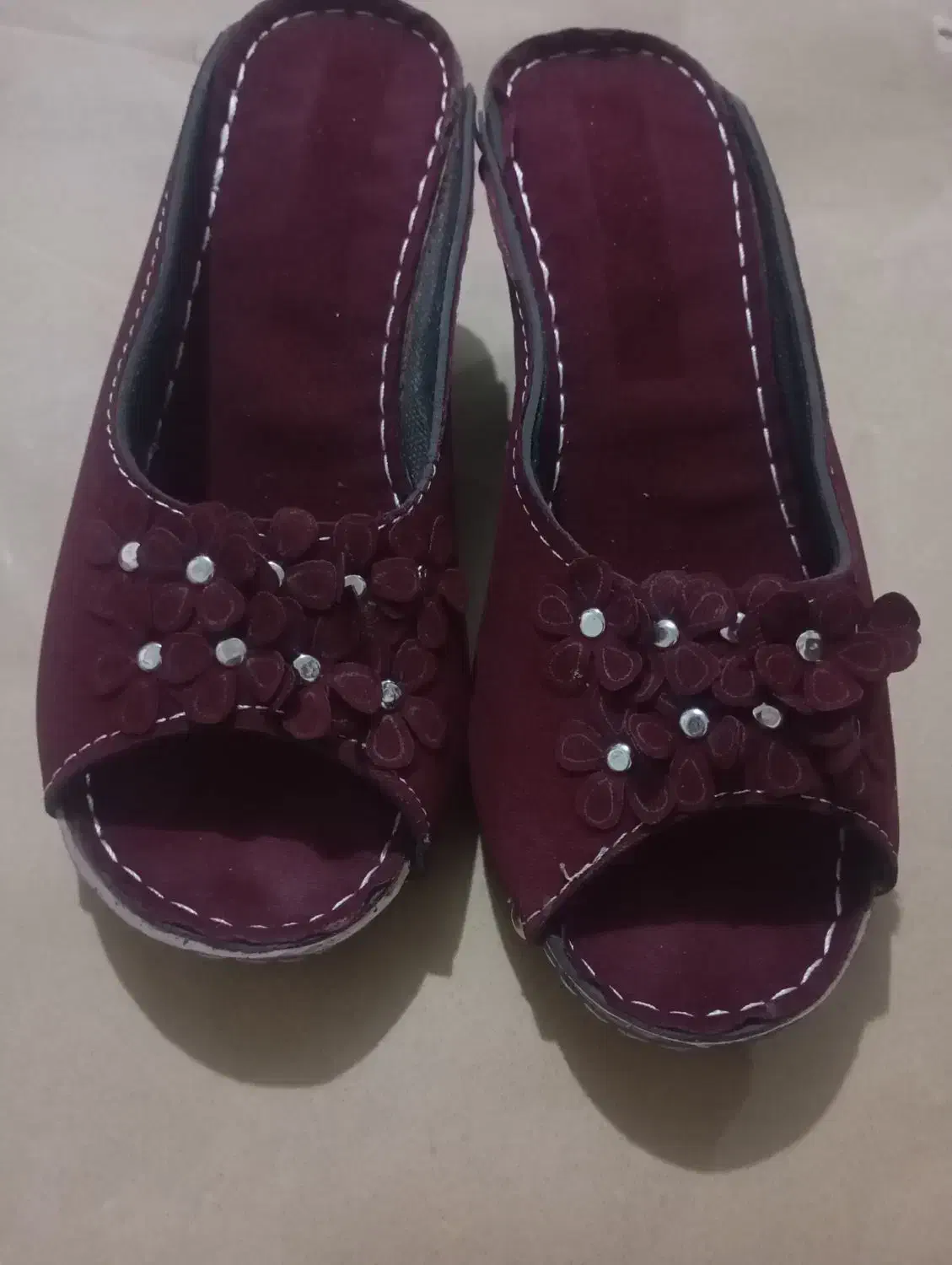 کفش|کیف، کفش، کمربند|بیرجند, |دیوار