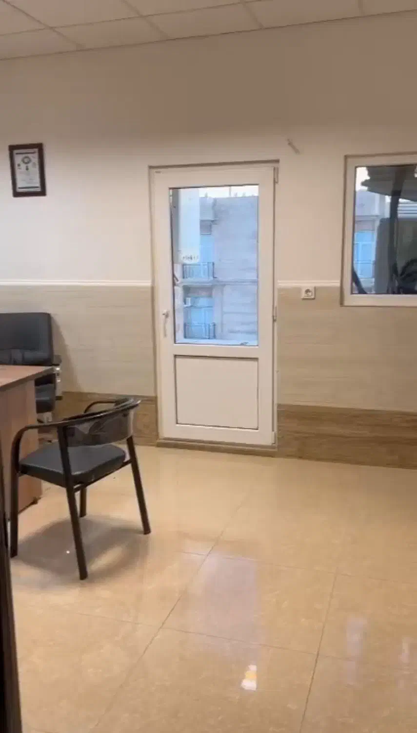 واحد اداری-تجاری/۹۰ متری/شهدای شرقی|اجارهٔ دفتر کار، اتاق اداری، مطب|خرم‌آباد, |دیوار