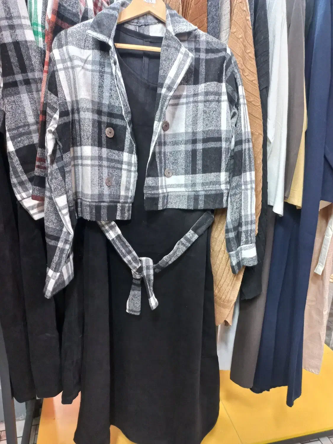 مانتو پائیزه .کت سارافون|لباس|اندیشه, اندیشه فاز ۴|دیوار