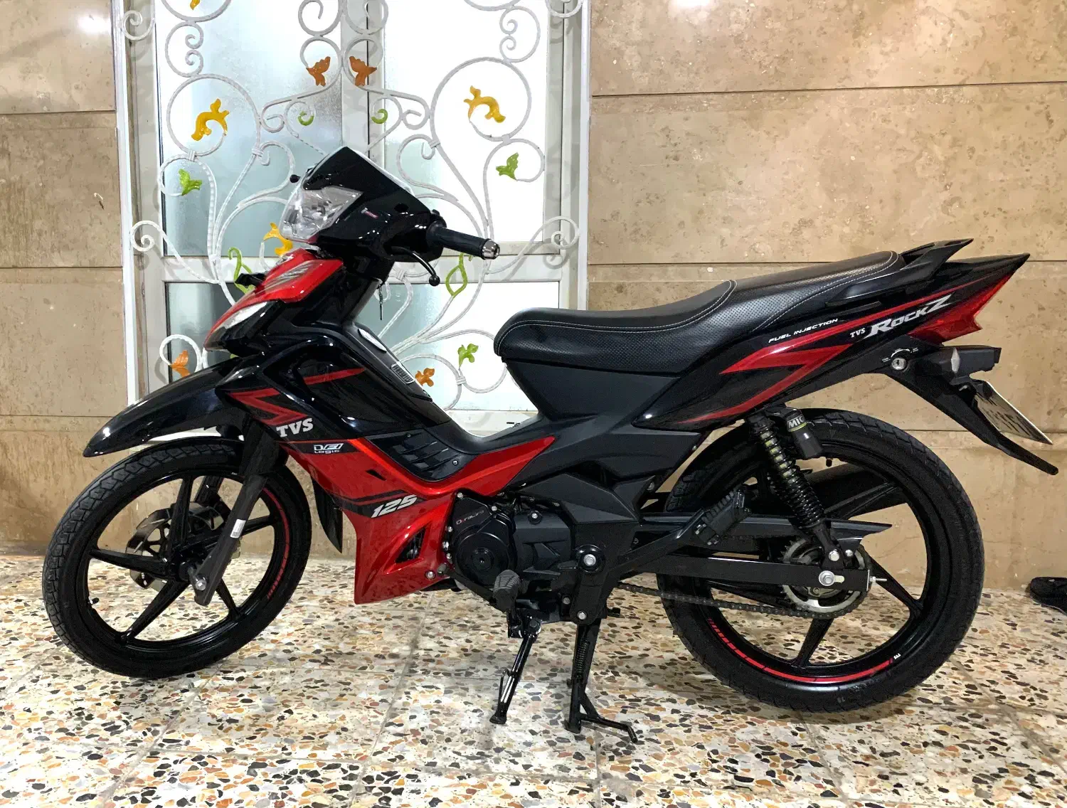 Tvs ۴۰۴|موتورسیکلت|دزفول, |دیوار