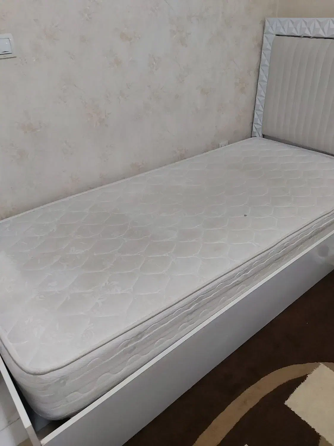 خوشخواب|تشک تختخواب|شیراز, کرونی(خاتونک)|دیوار