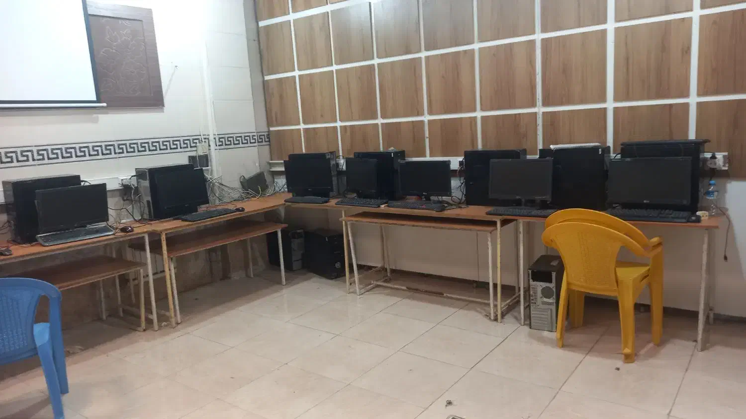 آموزش کامپیوتر وحسابداری ازمبتدی تاپیشرفته|خدمات آموزشی|قم, بنیاد|دیوار