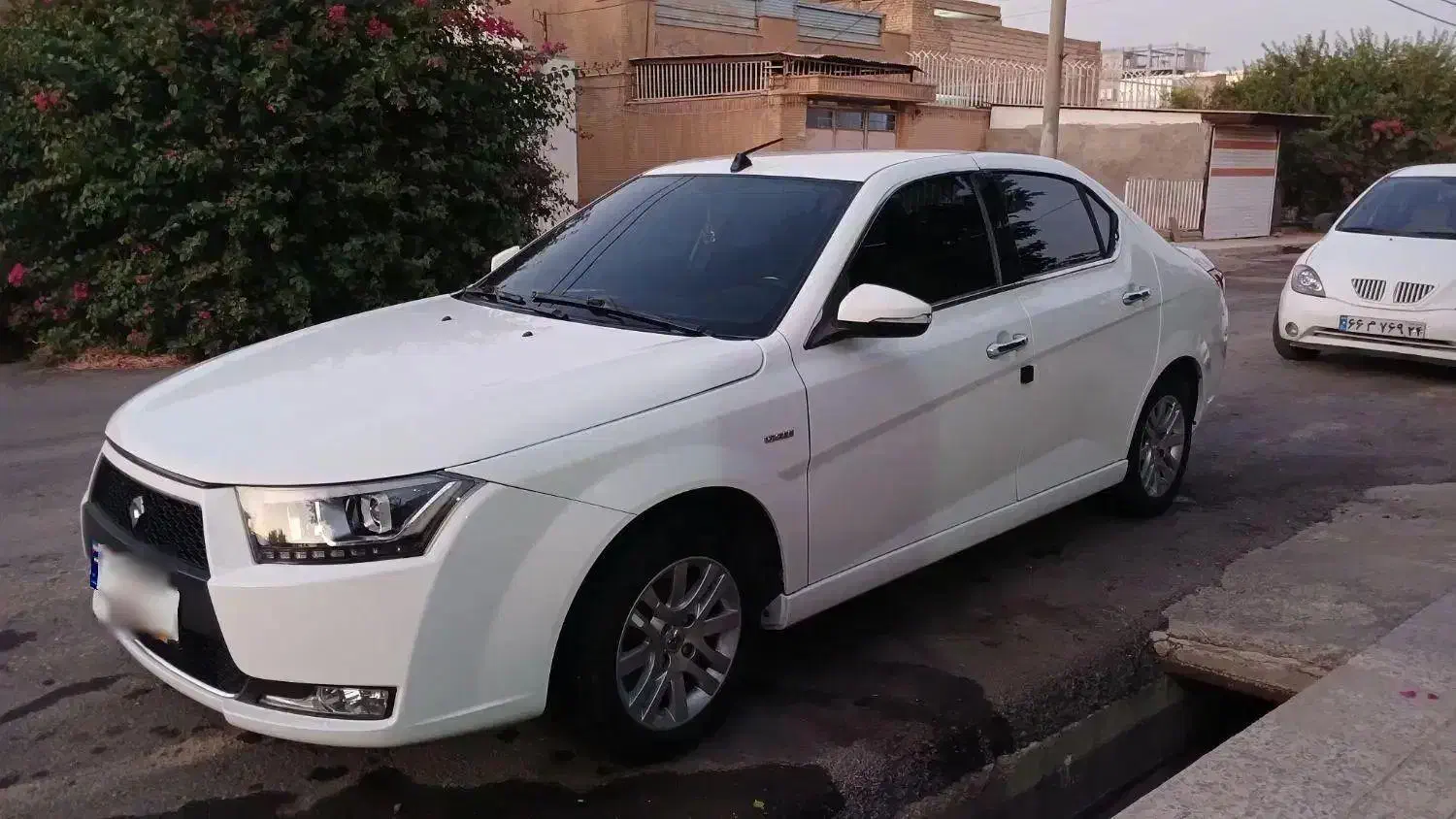 دنا پلاس|خودرو سواری و وانت|کرمانشاه, |دیوار