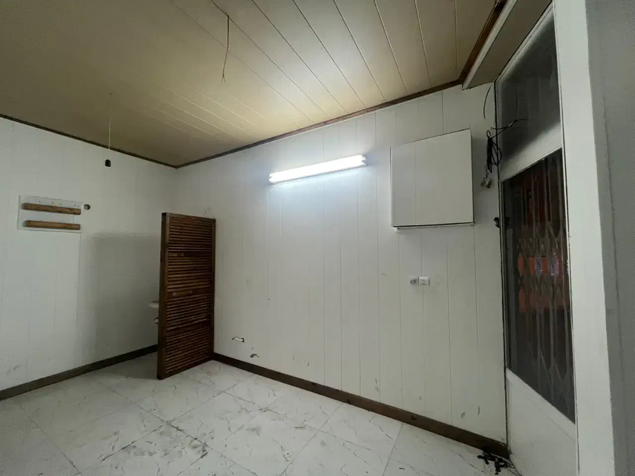 اجاره یک واحد مغازه|اجارهٔ مغازه و غرفه|نوشهر, |دیوار