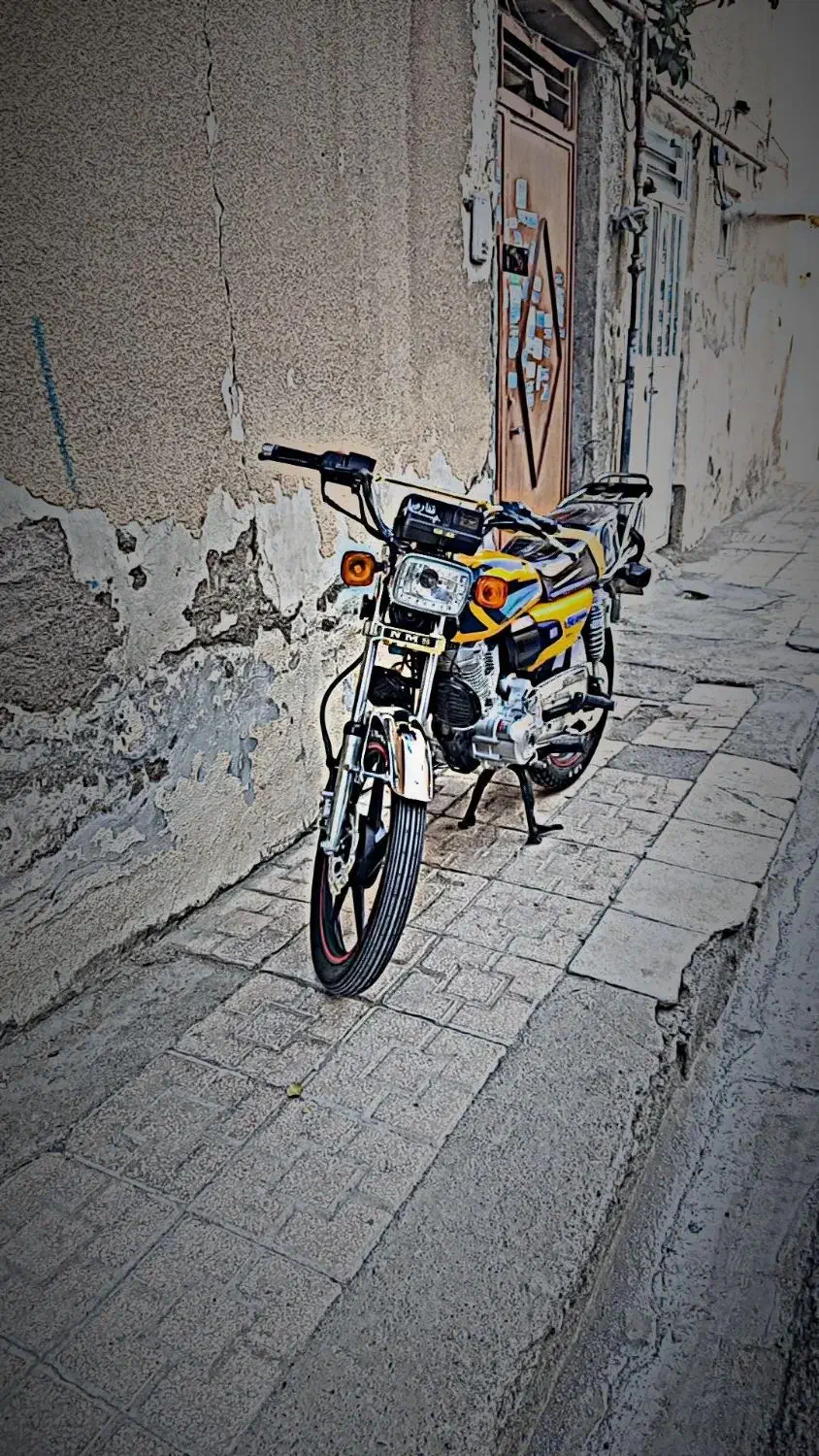 پرواز 200 مدل 1401|موتورسیکلت|مشهد, کارگران|دیوار