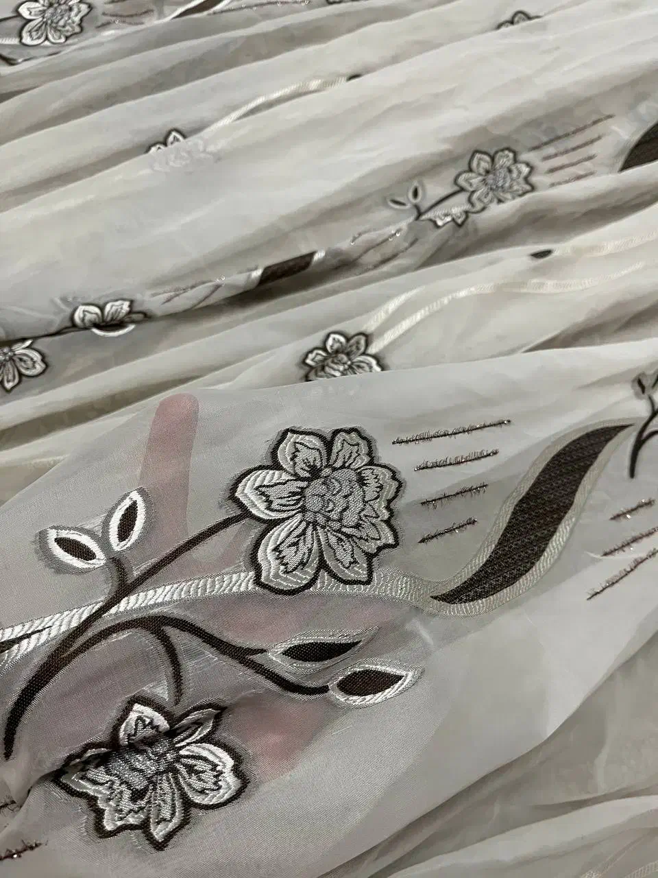 2عدد پرده سالم وهم اندازه|پرده، رانر، رومیزی|مهاباد (آذربایجان غربی), |دیوار