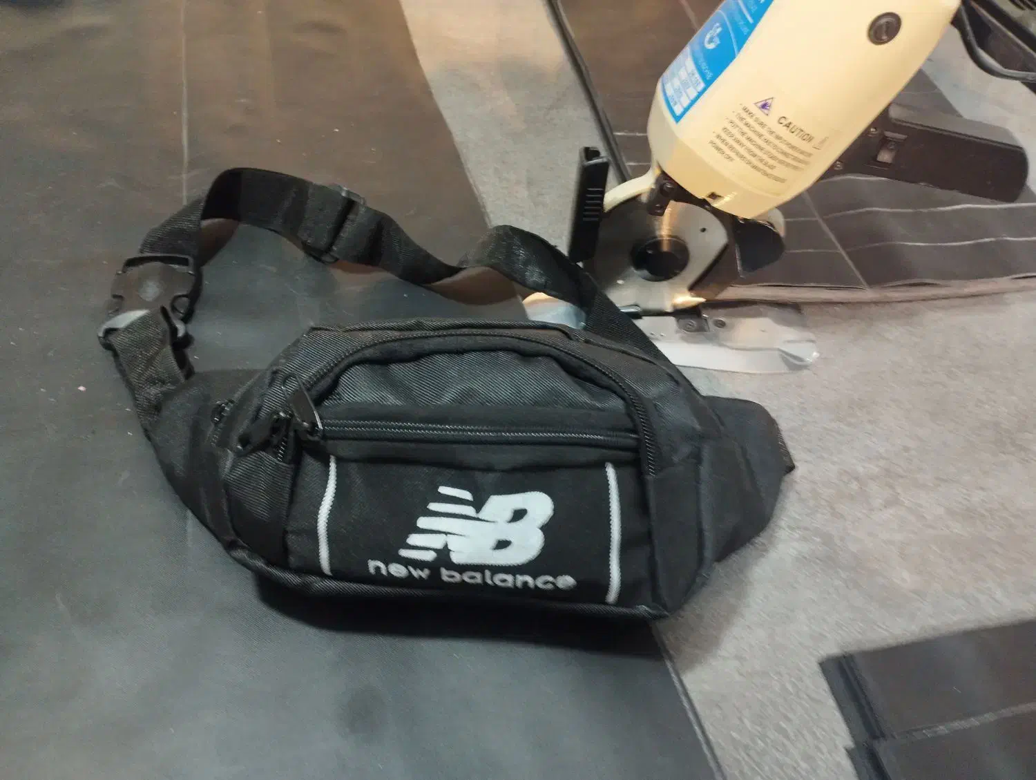 کارگاه تولیدکیف کمری بادی بگ مسافرتی باشگاهی|کیف، کفش، کمربند|اردبیل, |دیوار