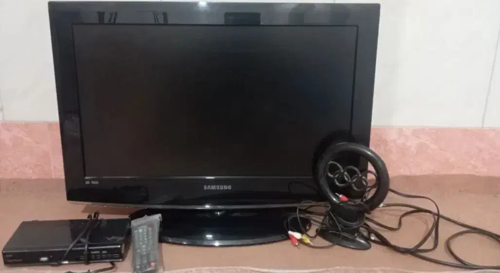 تلویزیون سامسونگ سالم|تلویزیون و پروژکتور|قم, ولیعصر|دیوار