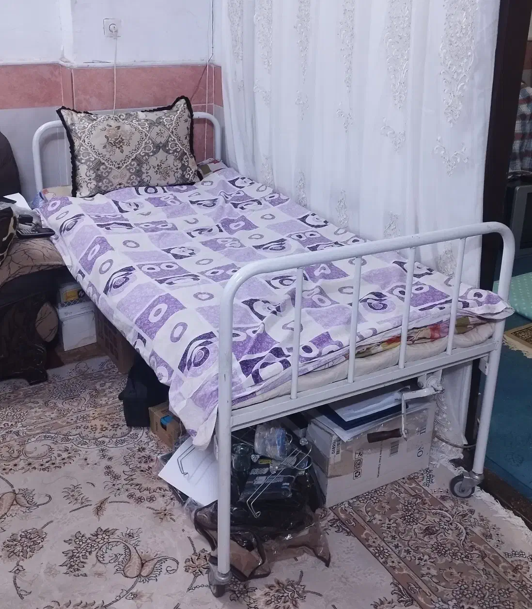 تخت بیمارستانی خانگی|تخت و سرویس خواب|قم, منبع آب|دیوار