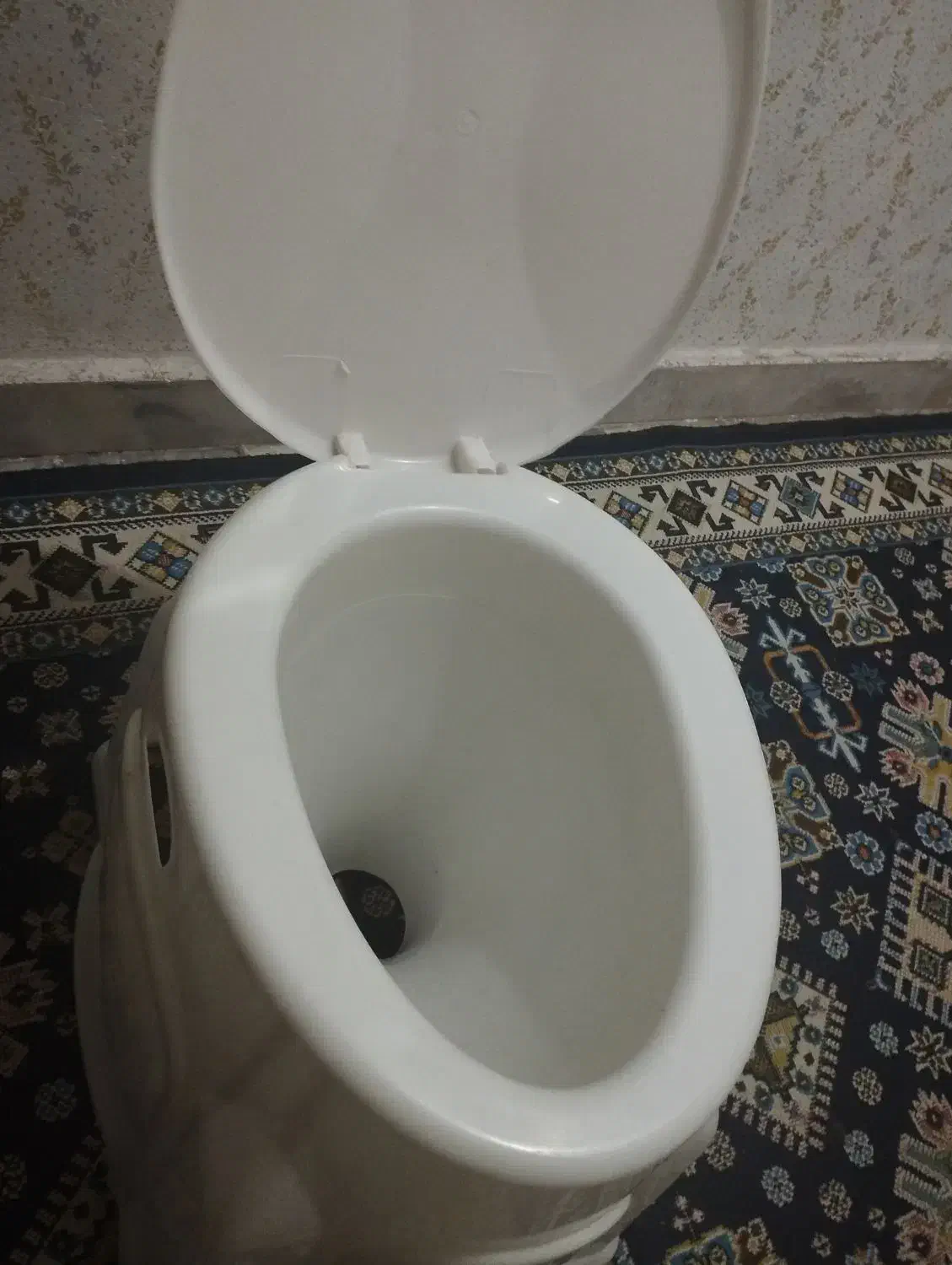 توالت فرنگی سالم محکم|لوازم سرویس بهداشتی|رشت, پل تالشان|دیوار