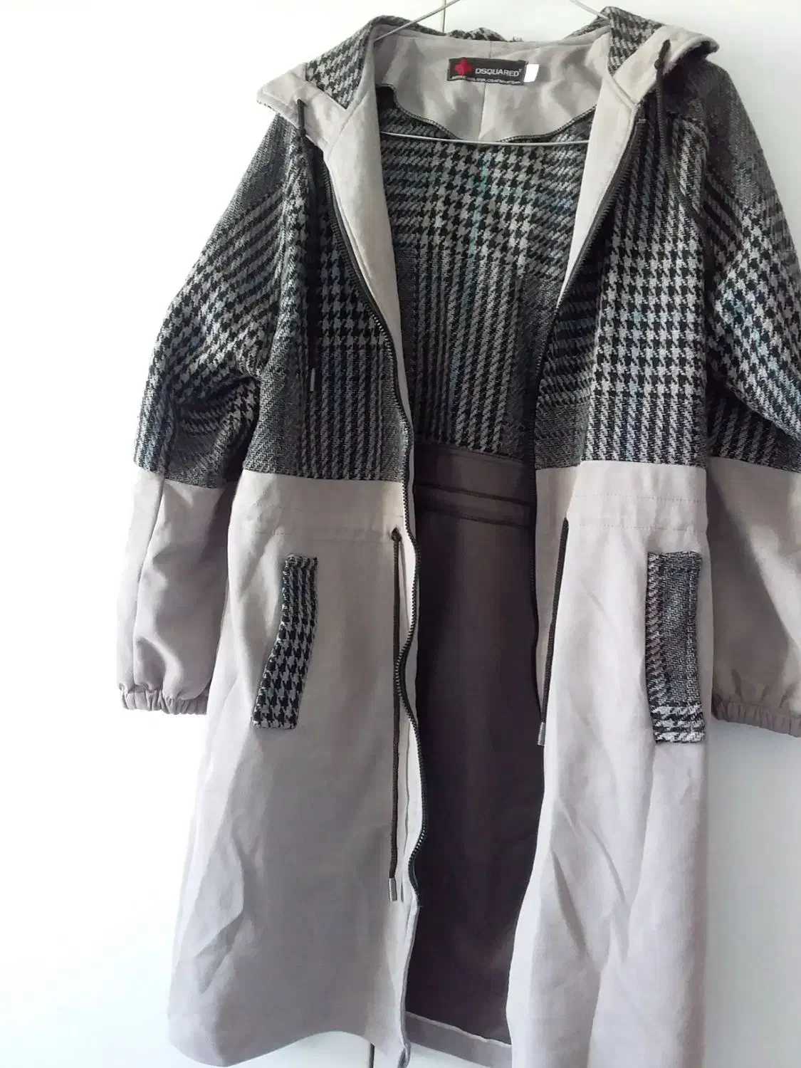 پالتو|لباس|سنندج, |دیوار