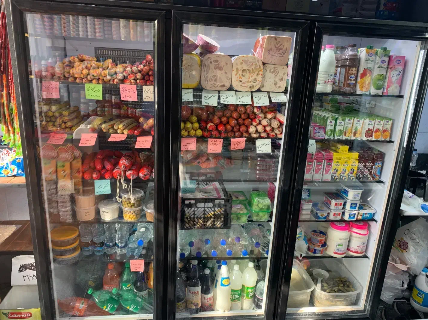 یخچال سه درب ویترینی|فروشگاه و مغازه|کاشان, فاز ۱ ناجی آباد|دیوار