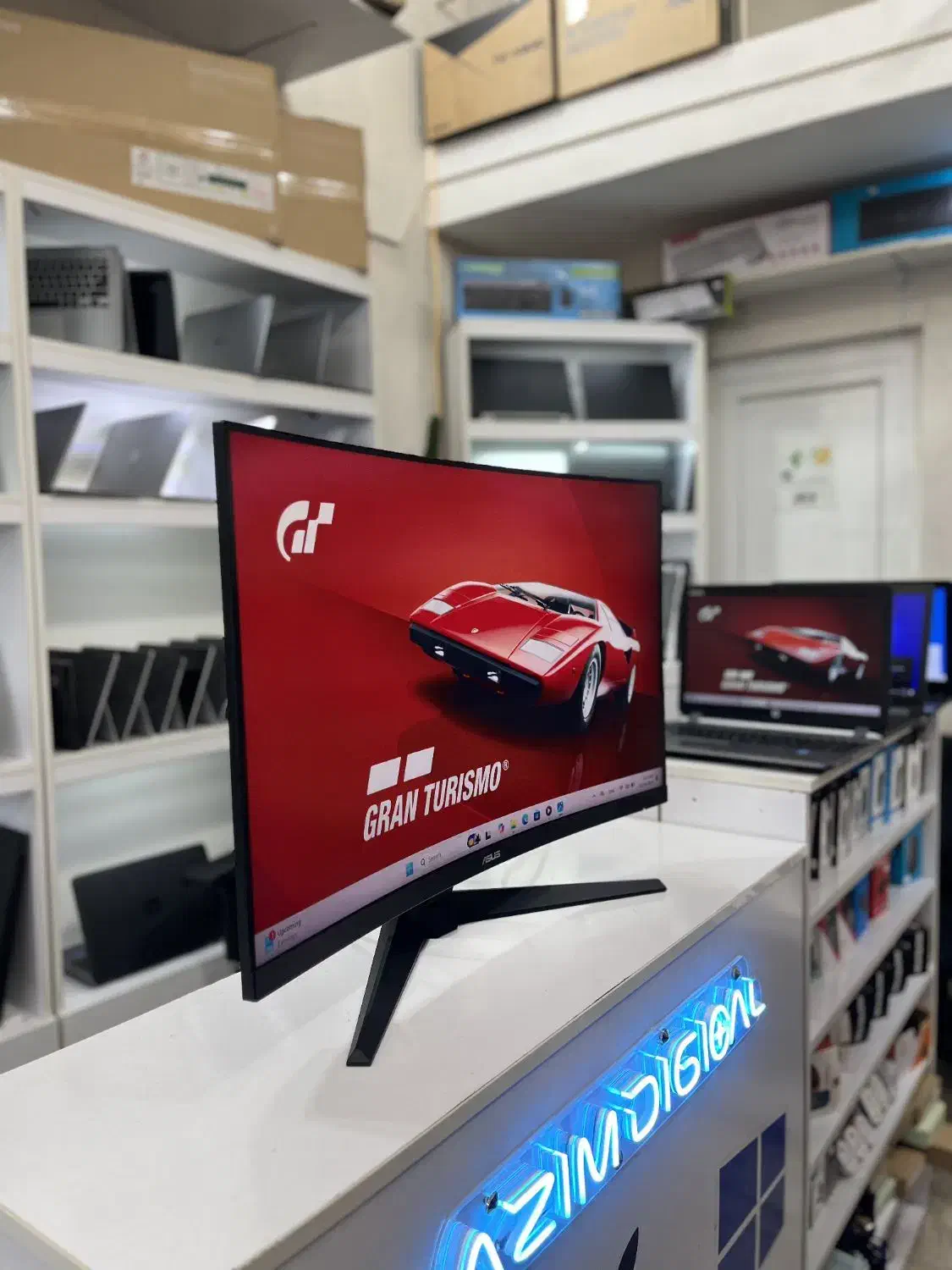 مانیتور ۳۲ اینچ TUF asus صفحه خمیده ips 165hz|قطعات و لوازم جانبی رایانه|رشت, دیلمان|دیوار