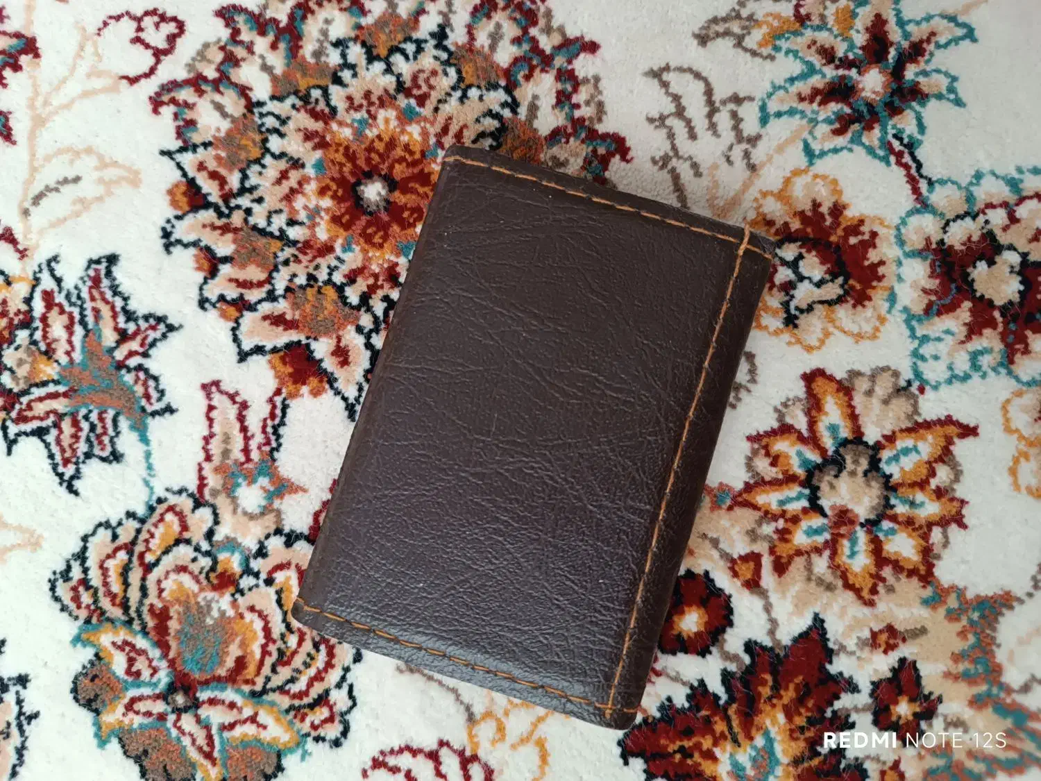 گمشده|اشیا|خوی, |دیوار