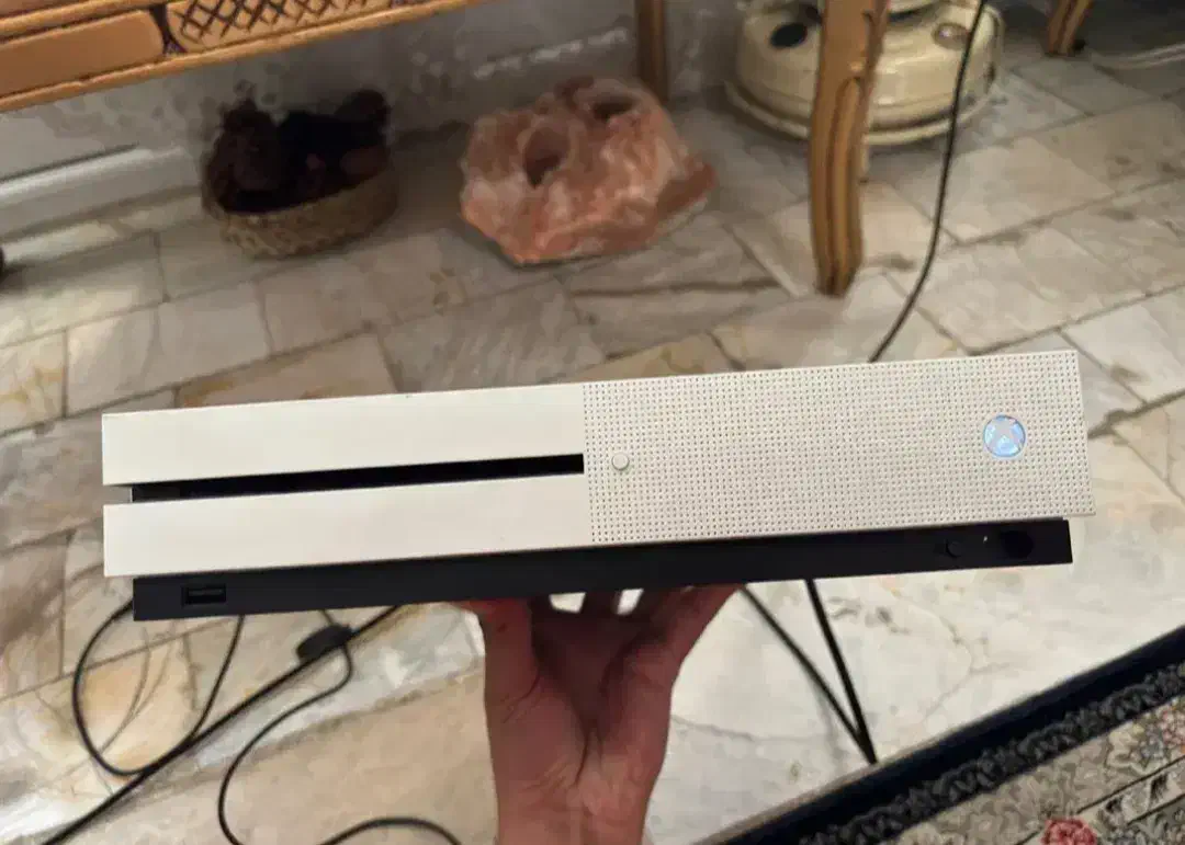 xbox one s 1tr|کنسول، بازی ویدئویی و آنلاین|لواسان, |دیوار