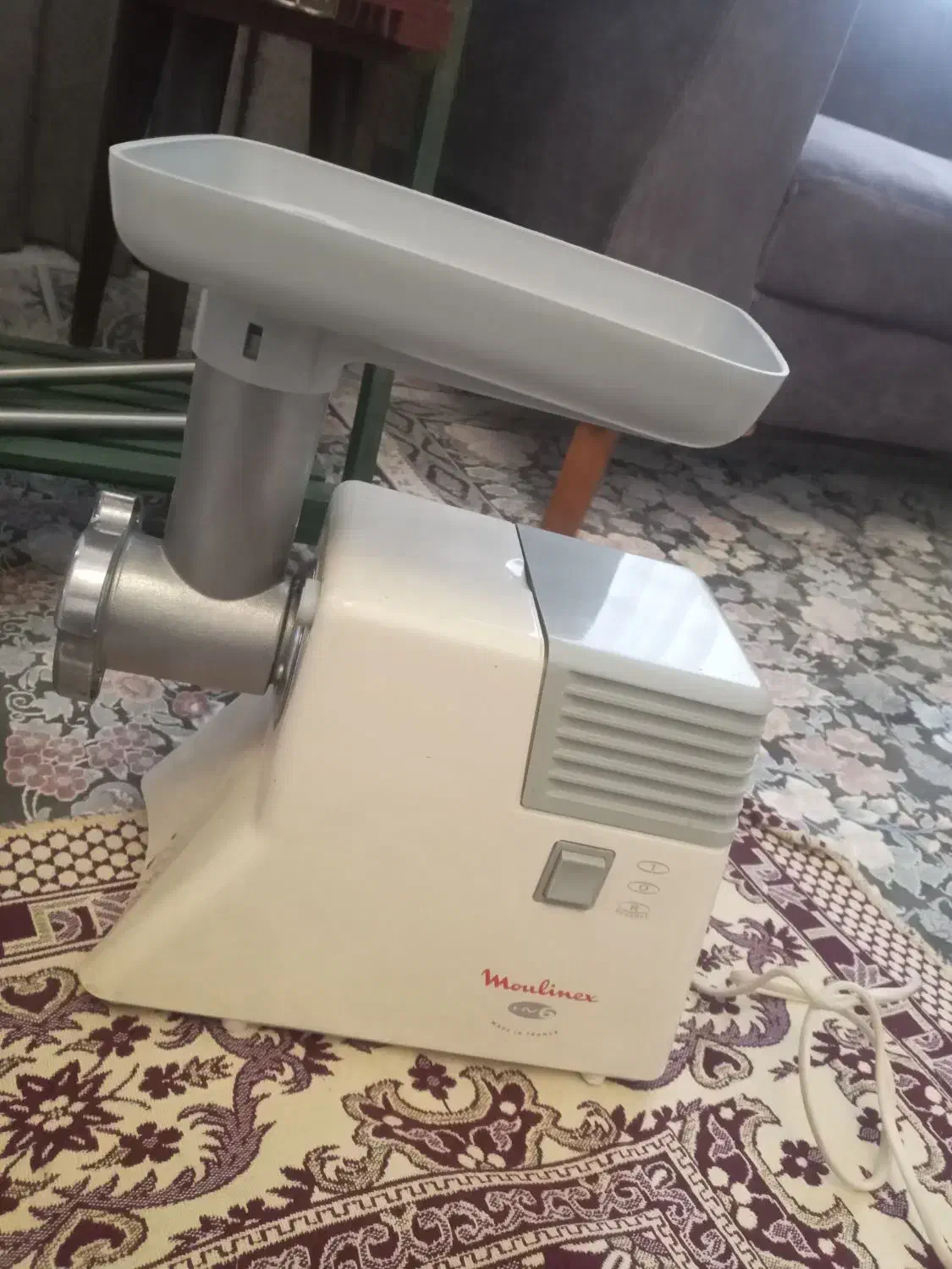 چرخ گوشت|خردکن، آسیاب، غذاساز|تربت جام, میان جام|دیوار