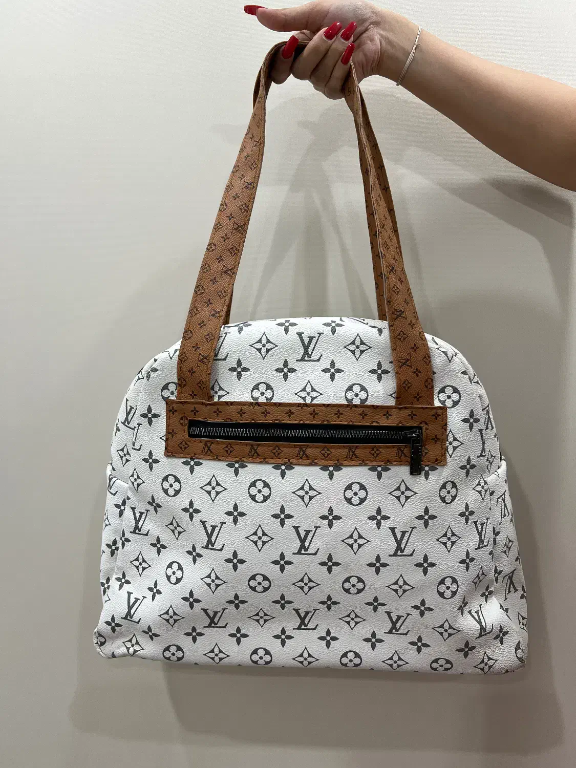 کیف شیک|کیف، کفش، کمربند|رشت, دیلمان|دیوار