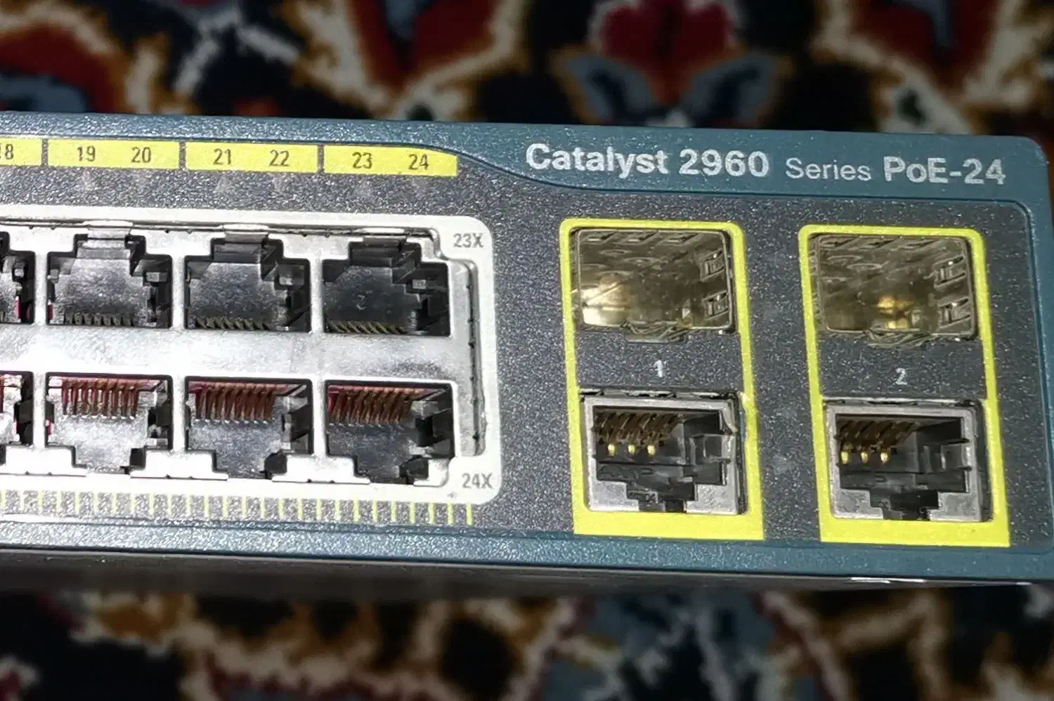 سوئیچ سیسکو مدل ws-c2960-24pc-l|مودم و تجهیزات شبکه|رشت, چله خانه|دیوار