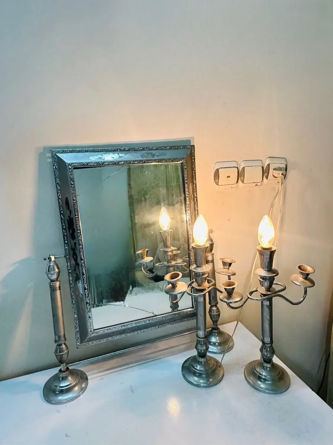 آینه و شمعدان|آینه|بیرجند, |دیوار