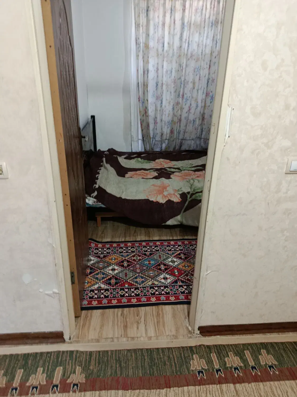 منزل مبله گلسرخ...مخصوص هموطنان با خانواده|اجارهٔ کوتاهمدت آپارتمان و سوئیت|شیراز, گل سرخ|دیوار