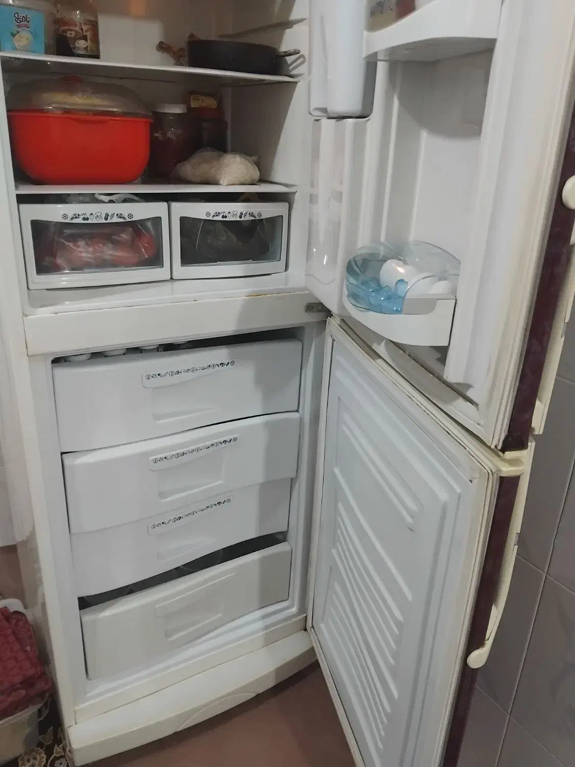 یخچال و فریزر|یخچال و فریزر|بروجرد, |دیوار