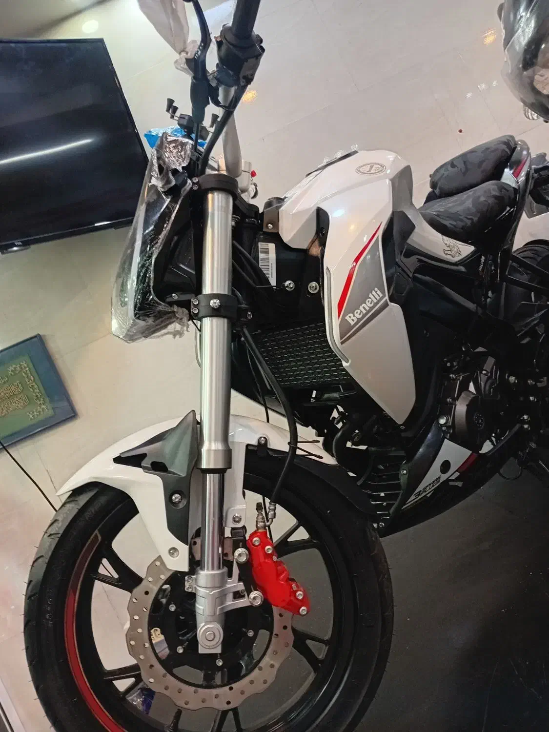 موتور بنلی ۱۸۰خشک آکبند ۱۴۰۳|موتورسیکلت|تهران, عبدلآباد|دیوار