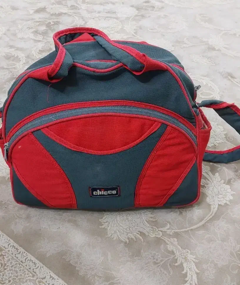 کیف نوزاد و کیف مدرسه|کالسکه و لوازم جانبی|کاشان, فاز ۱ ناجی آباد|دیوار